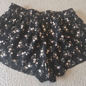 Made in Italy Viscose Floral Don't Ask Why Flowy Shorts One Size Boho Lounge